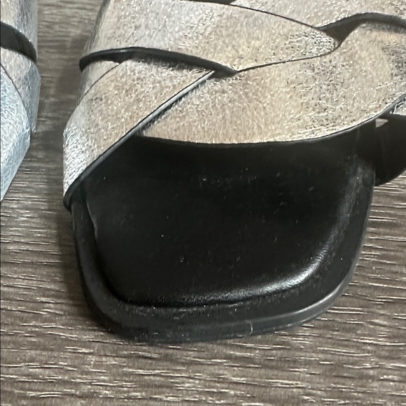 H&M Women's Metallic Silver Sandals - Picture 5 of 8